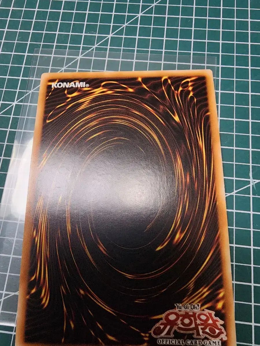 遊☆戯☆王カード イーブル・ヒーロー・シニスター・クロム