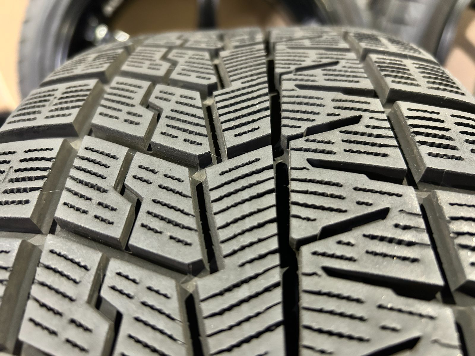 アイスガード スタッドレス