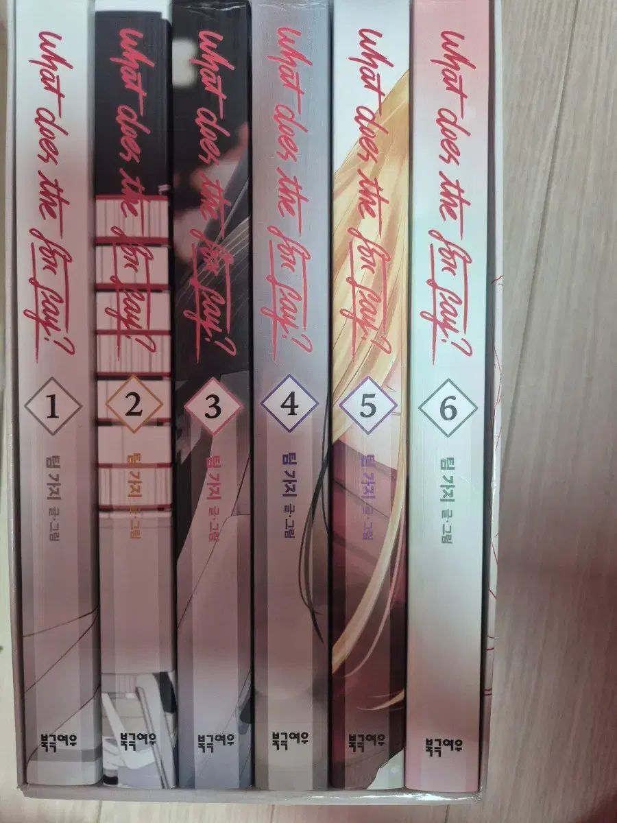 What does the fox say?　アクスタ&ライト What Does the Fox Say?” anunciado pela editora NewPOP - Lacradores