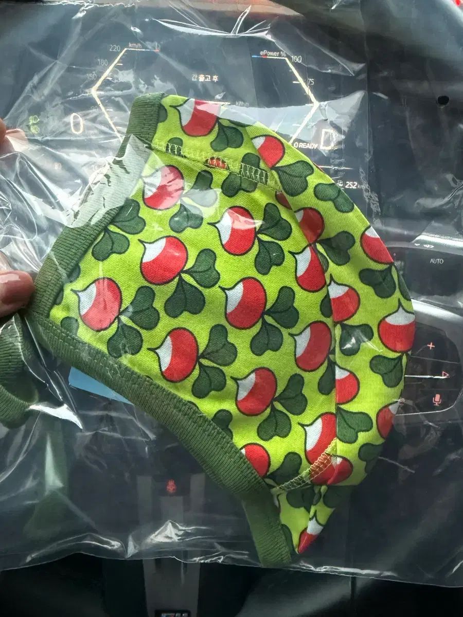 ダンズスウェーデンボーネットウール帽子