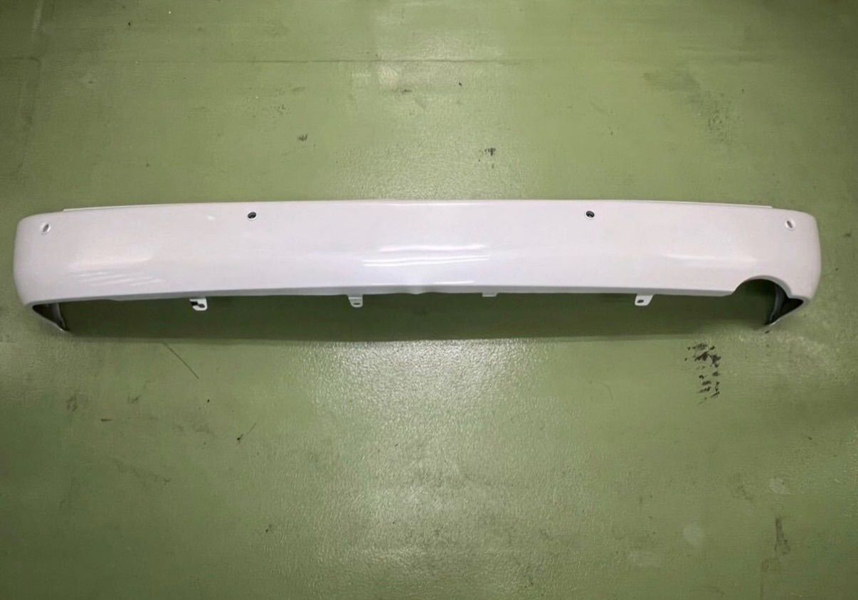 259-19-04 クリアランス 新車外し ハイエース ワイド 純正 リア