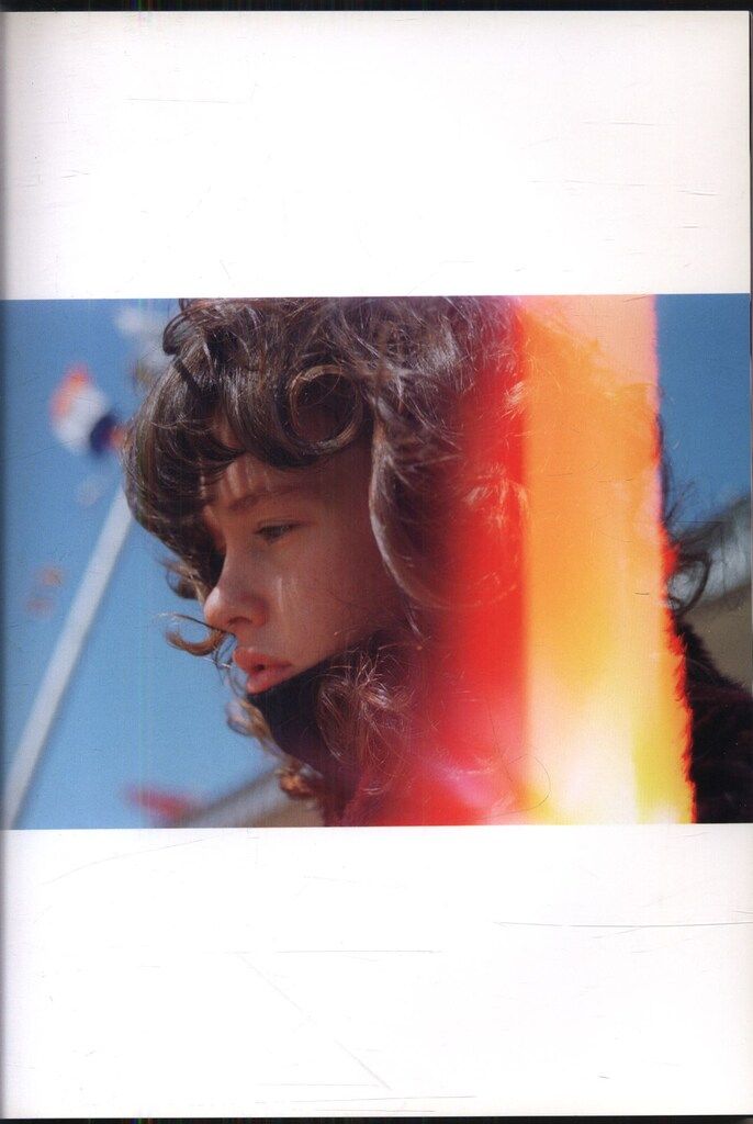 Paz de La Huerta/Alexandra Carr THE BIRDS DIDN'T DIE OVER THE