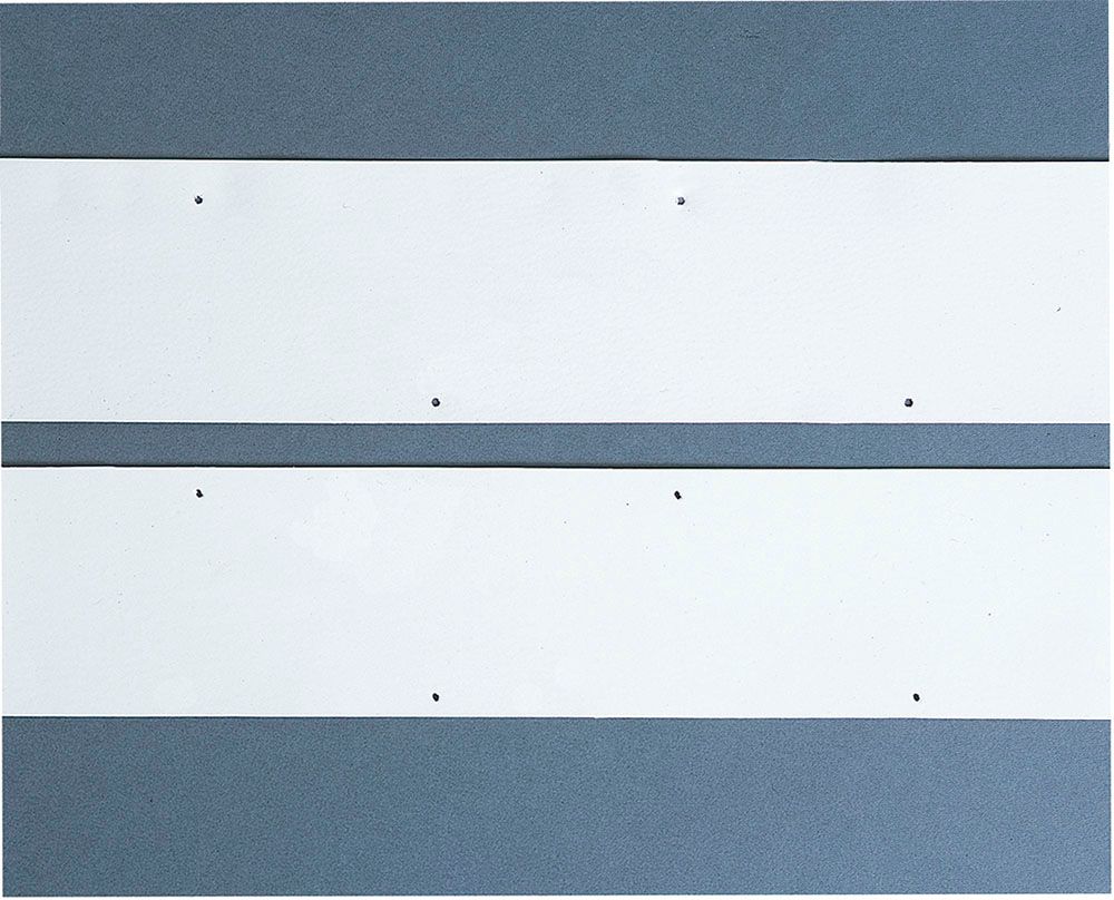 三和体育 ラインテープビニール製 穴アキ 25m巻 学校 体育 部活動 クラブ活動 授業 備品 器具 用具 用品 予備 修繕 修理 補修 補強 校庭 グラウンド コート  S2851 三和体育 ラインテープビニール製 穴アキ 25m巻 学校 体育 部活動 クラブ