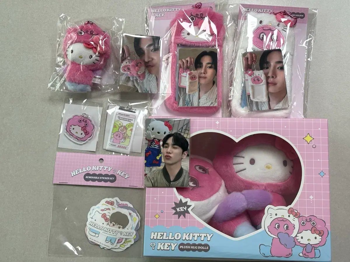 SHINee キー X hello kitty ハローキティ コラボ グッズ まとめ