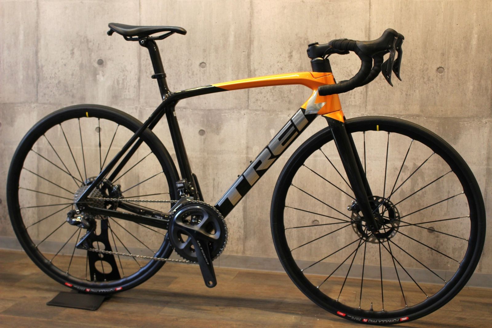 トレック TREK エモンダ EMONDA SL 7 DISC 2021 シマノ アルテグラ R 8070 Di 2 11 S カーボン ロードバイク