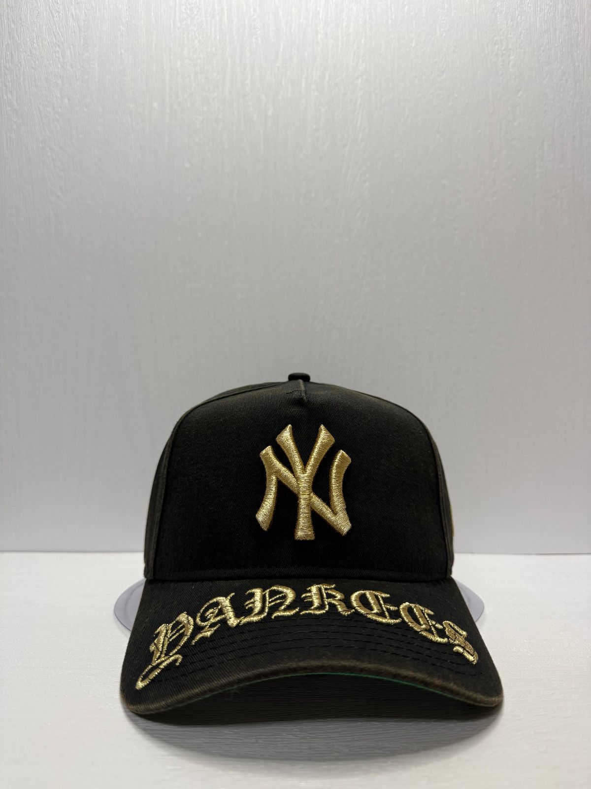 Newera ニューヨークヤンキース ゴシックバイザー ウォッシュ 9 forty A-FRAME スナップバックキャップ ブラック