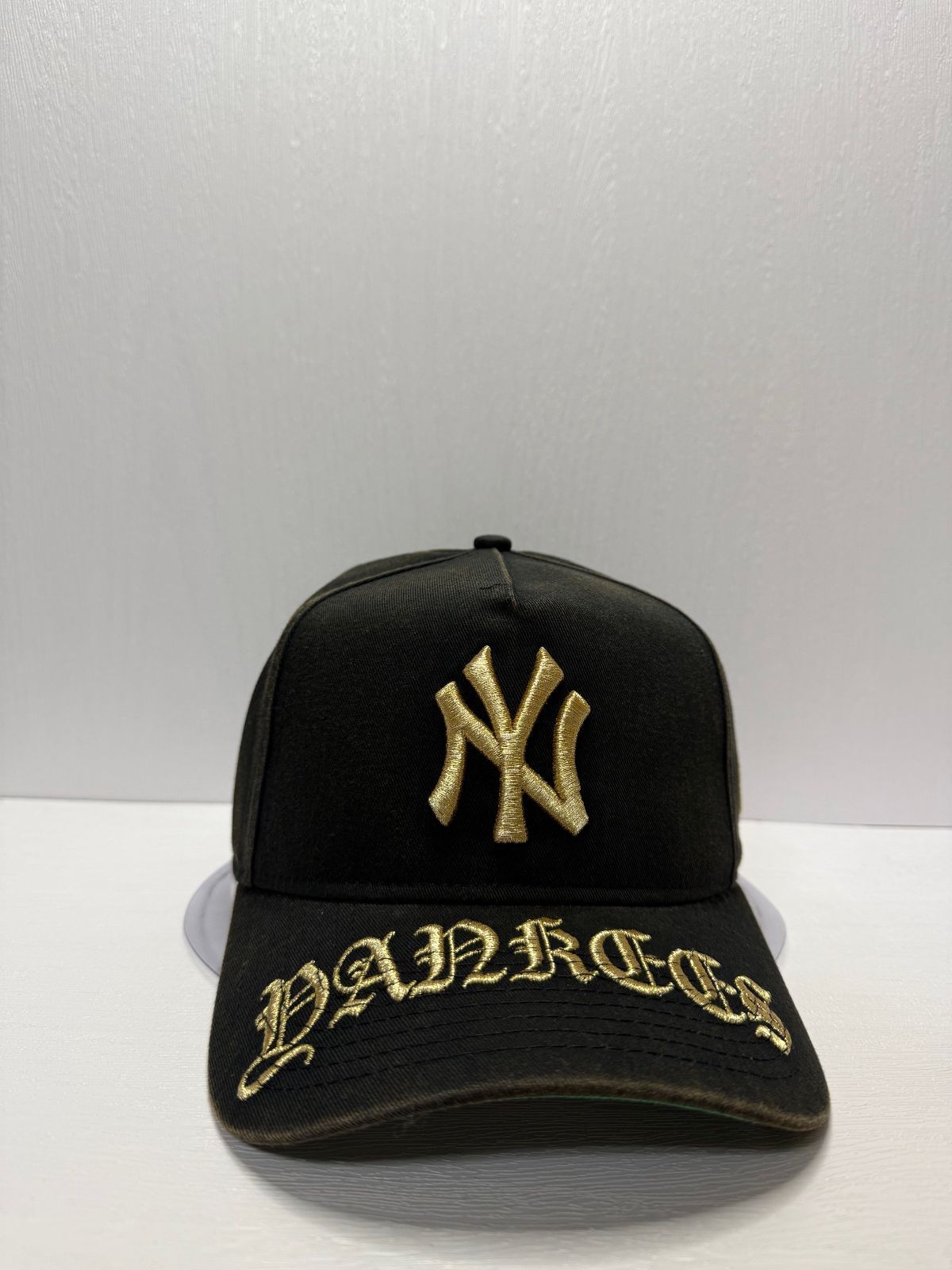 Newera ニューヨークヤンキース ゴシックバイザー ウォッシュ 9 forty A FRAME スナップバックキャップ ブラック