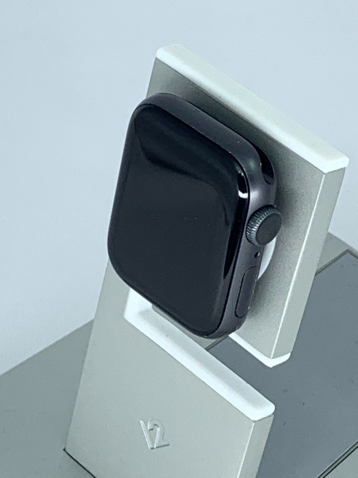 画面キズ有 Apple Watch Series 6 GPSモデル 40 mm アルミケース スペースグレイ