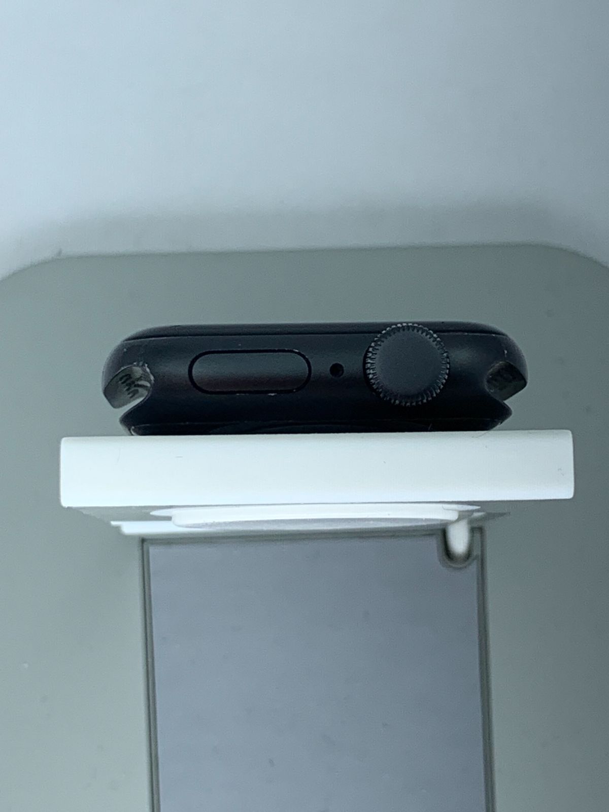  画面キズ有 Apple Watch SeriesSE 2020 GPSモデル 40 mm アルミケース スペースグレイ Apple Watch本体 スマートウォッチ ウェアラブル