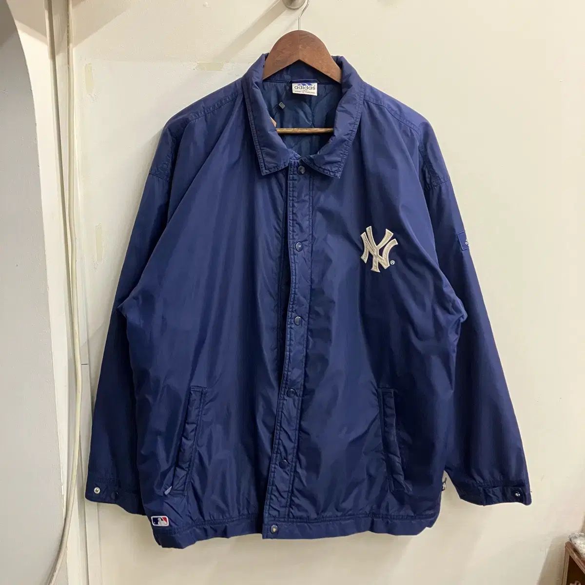 ニューヨークヤンキース80'sナイロンコーチジャケットvintage size M】MLB ヤンキース NY ナイロンジャケット コーチジャケット