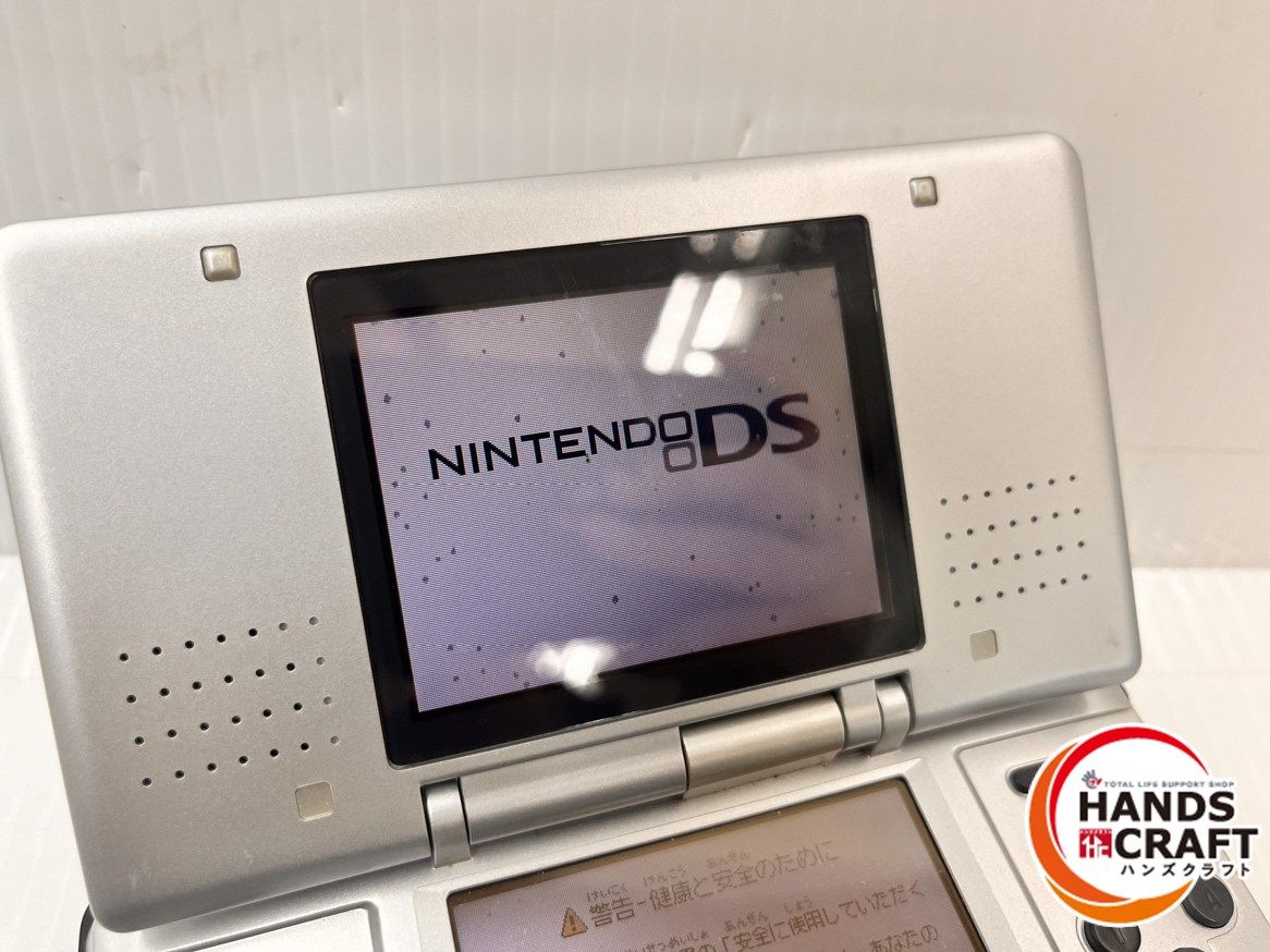  任天堂 ニンテンドーDS NTR 001 カセット付 品 画面黒い点あり 充電器付き 本体(DS) ニンテンドーDS