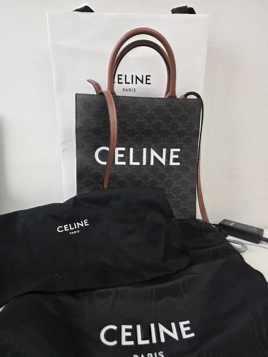 セリーヌ トリオンフ カバ トートバッグ スモール