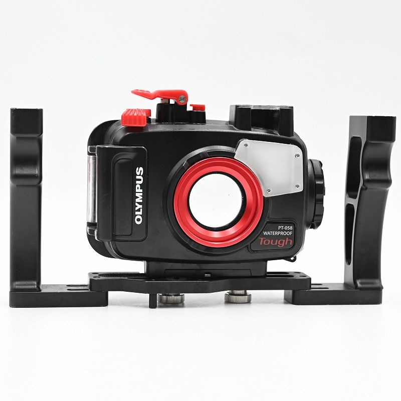 OLYMPUSオリンパス TG 5用 防水プロテクター PT 058 グリップベース付き