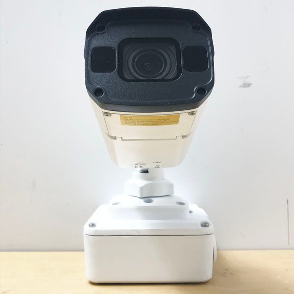 UNV ユニビュー ネットワーク監視カメラ ハブセット DZK IO 防犯カメラ15台 ハブ NSW 2010 18 GT 2 GP POE IN 117992