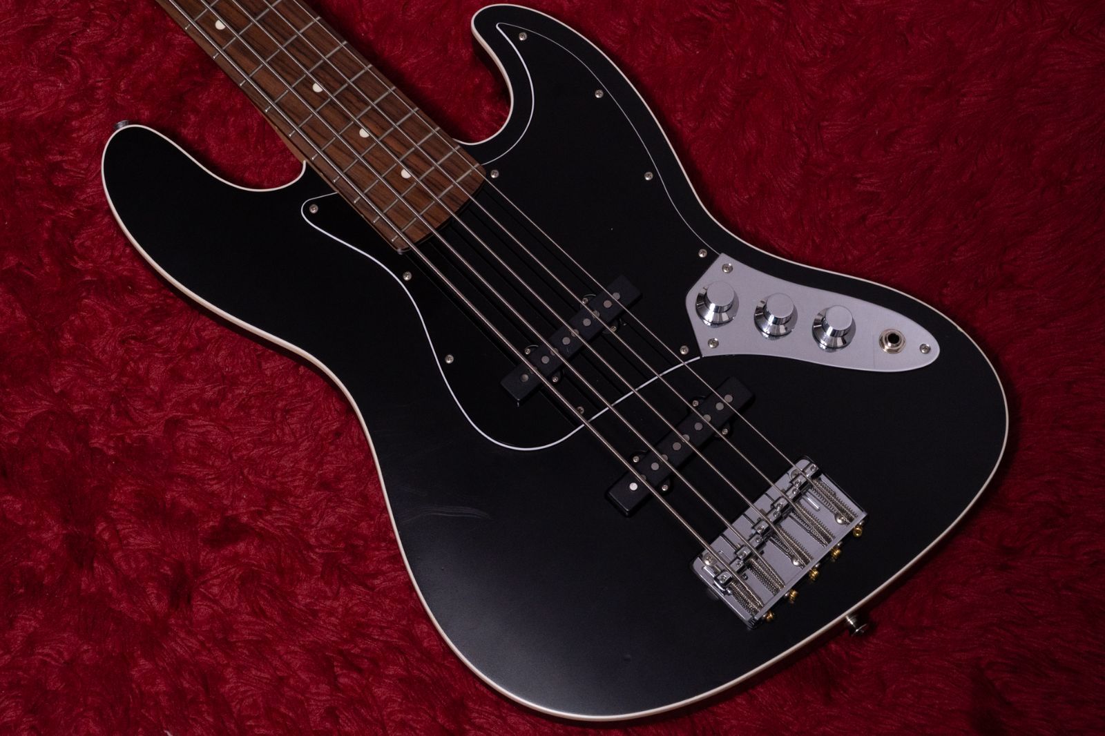 Fender Japan | AJB-V BLK 2019 4.610 kg GIB横浜