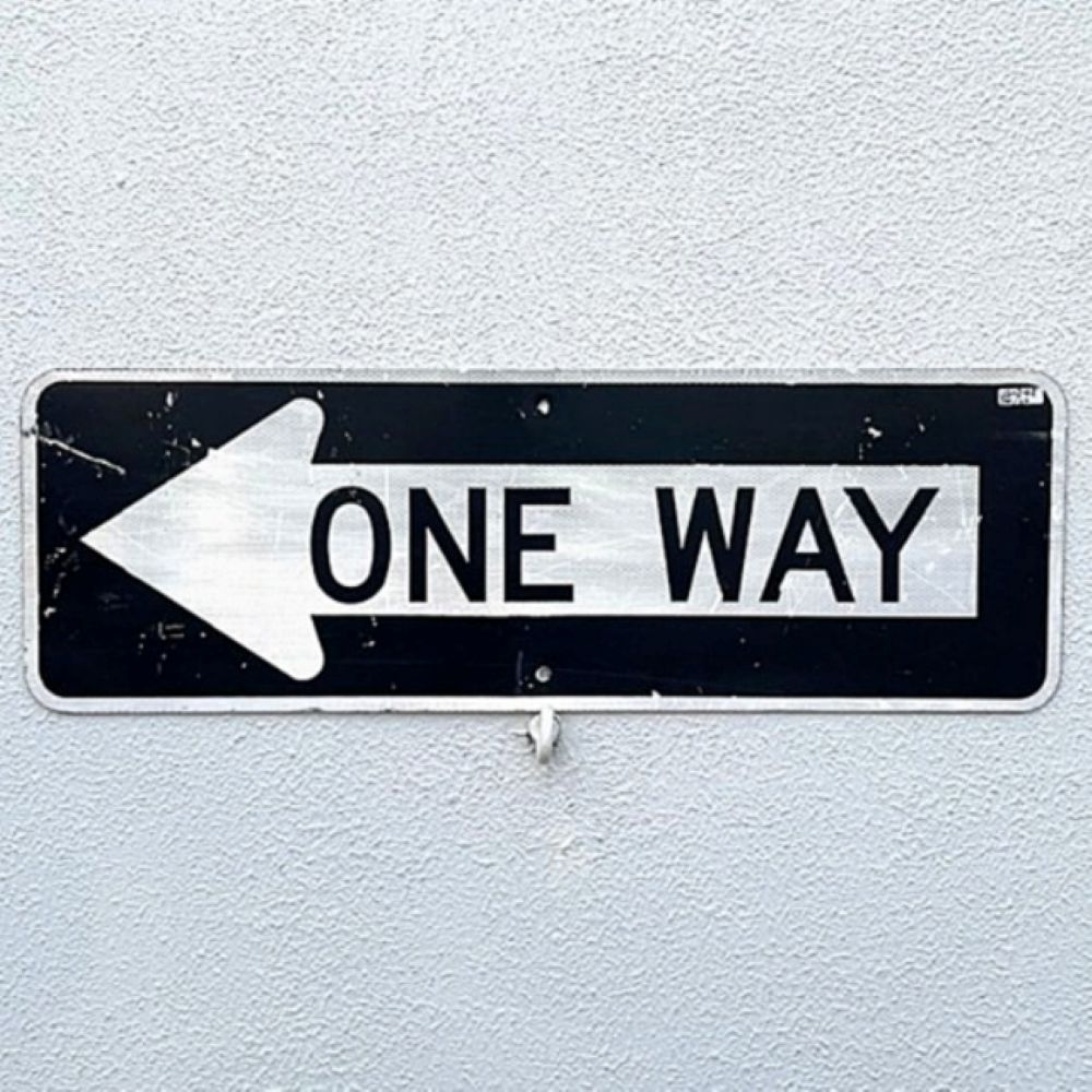 ヴィンテージ アメリカンロードサイン ONE WAY 看板 02 | 左矢印 ガレージ ディスプレイ 標識 サインボード ストリートサイン アメリカン雑貨