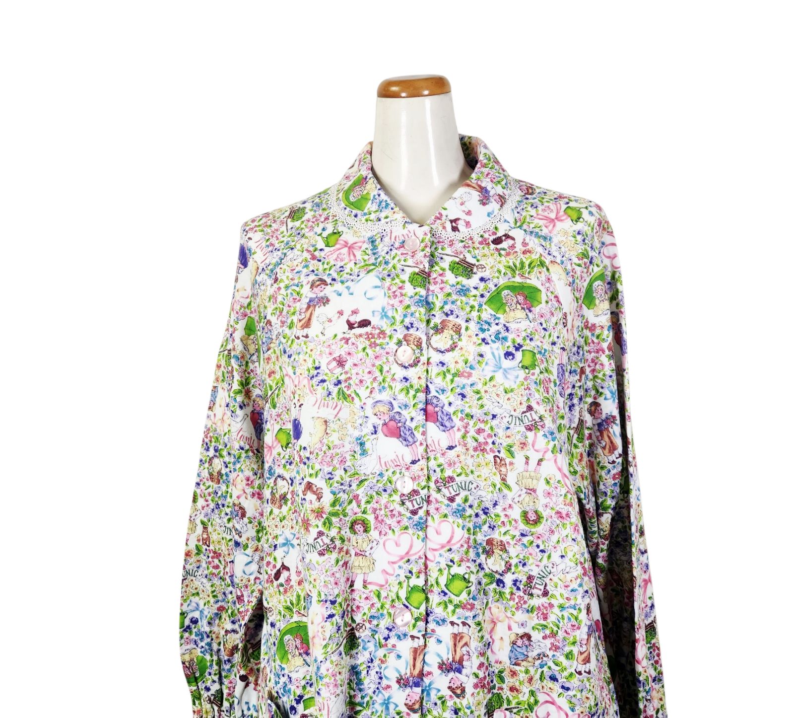 色違いで入荷 鴨居羊子パジャマ TUNIC 秋 冬物 襟付き全開パジャマ 60接結小花メルヘン 29327 白地花