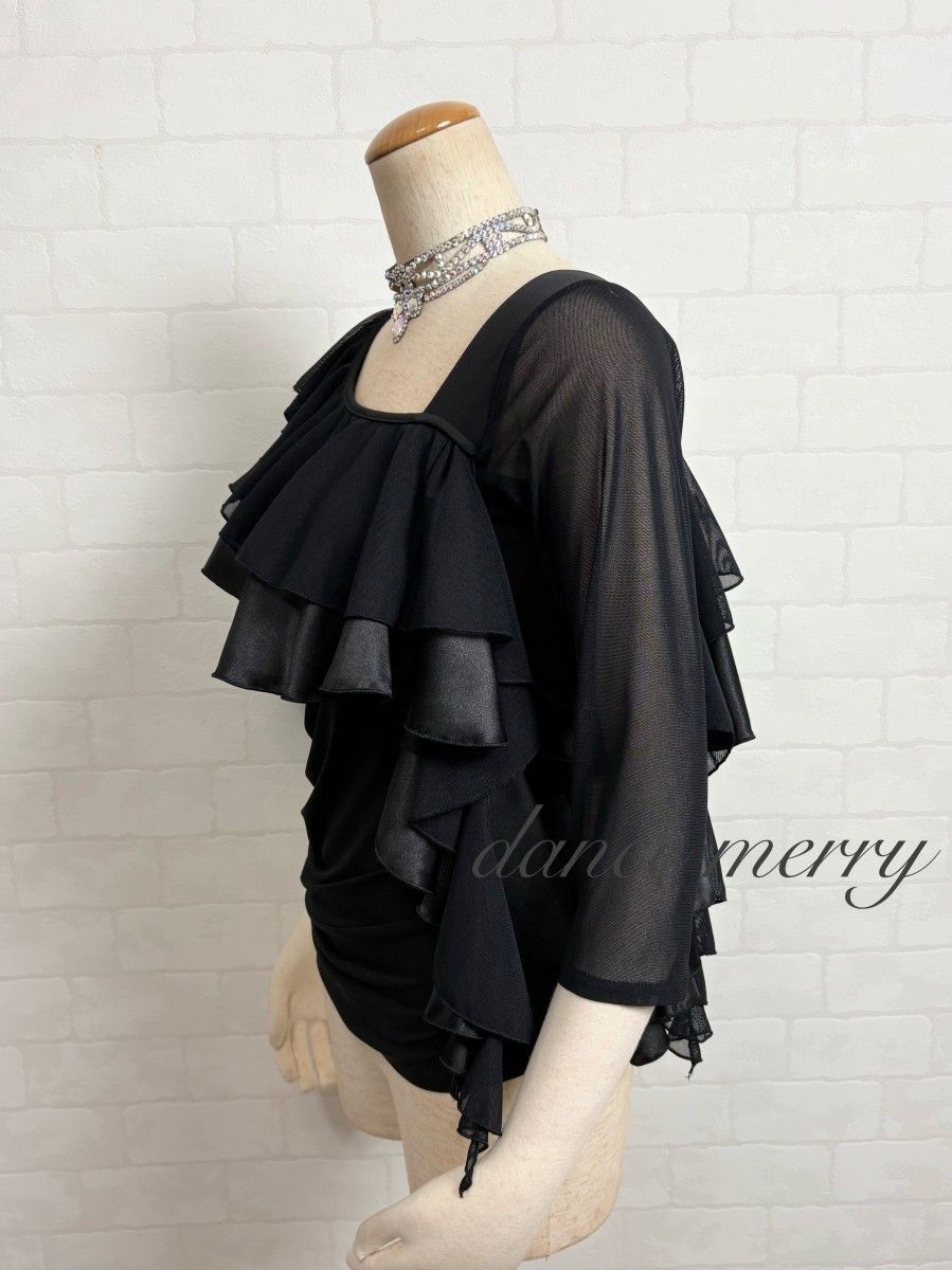 新品　社交ダンス　トップス　黒　ベージュ　サテン　パーティ　タンゴ　2922 新品 社交ダンス トップス 黒 ベージュ サテン パーティ タンゴ 2922