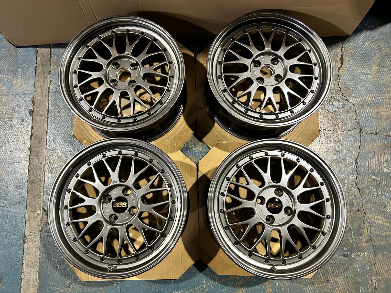 BBS LM 198 17インチ 7 5 J 40 PFS 4 H 100 4本セット MINI R 56