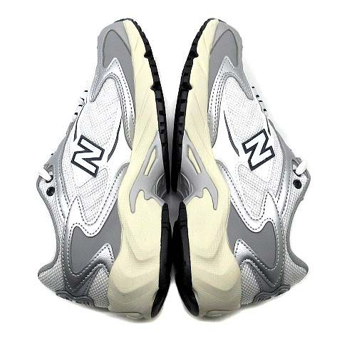 シルバーグレー 23