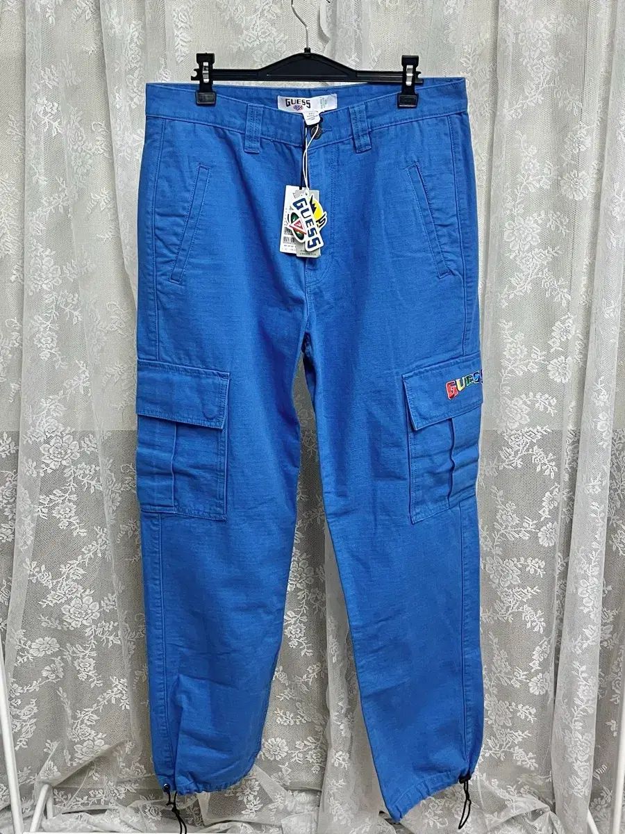 31 GUESS カーゴ コットン パンツ ブルー