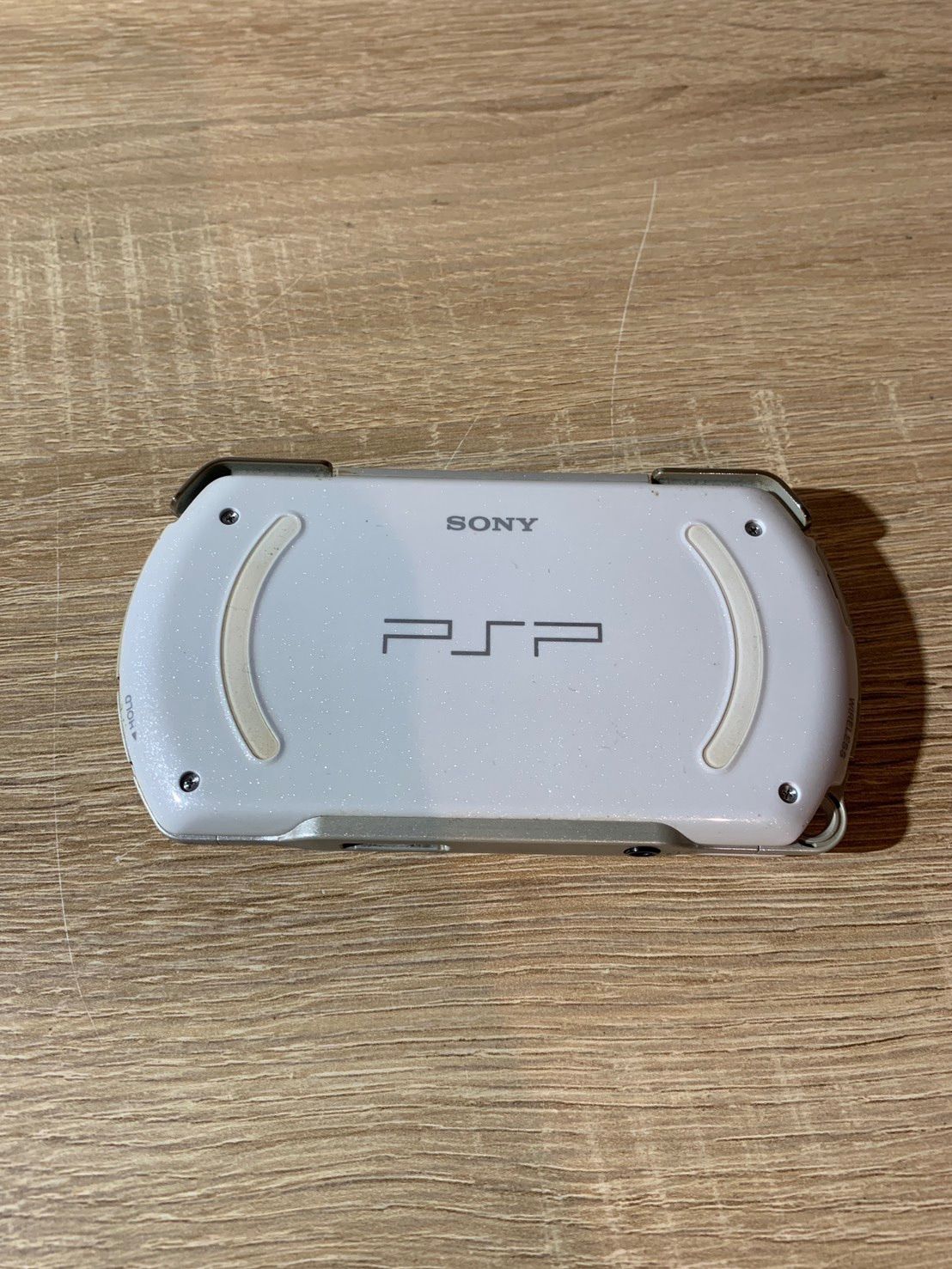 パールホワイト