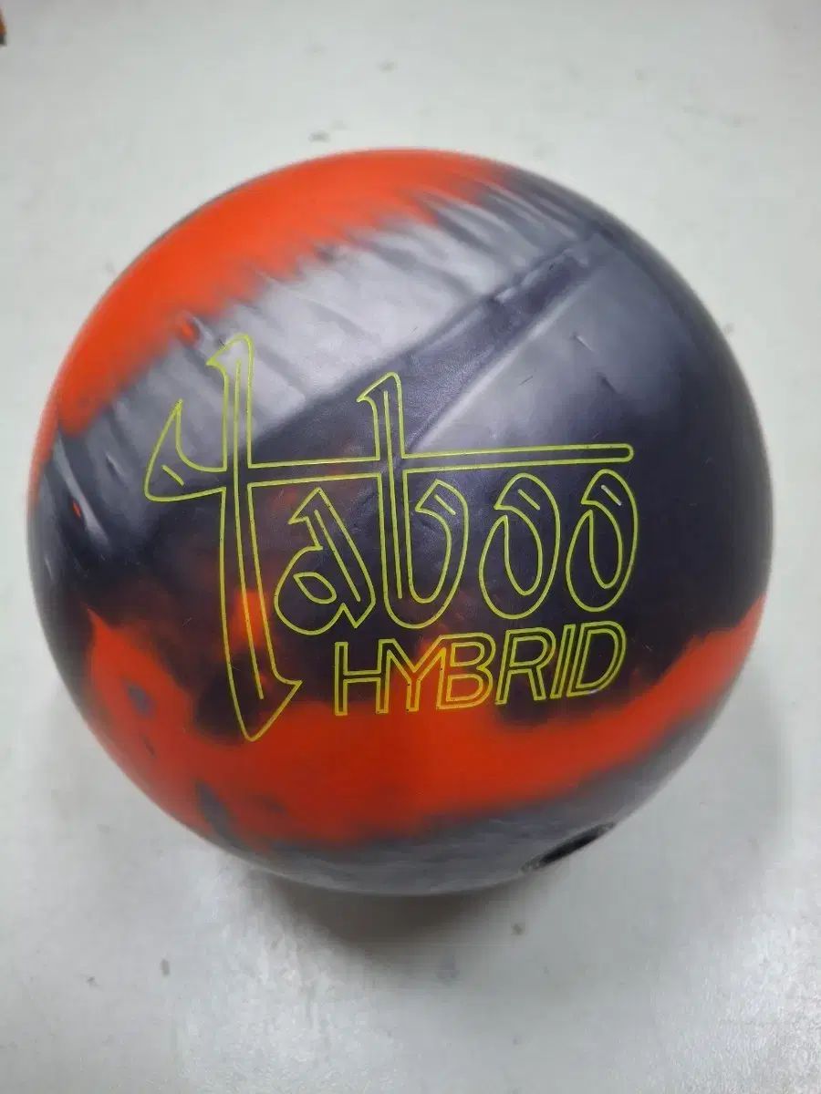 A級 ボーリングボール - HAMMER タブーハイブリッド フックボール 15パウンド ２フィンガー