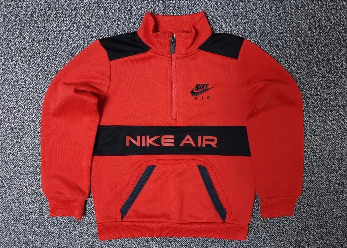  110 NIKE キッズ アノラック 長袖Tシャツ Tシャツ