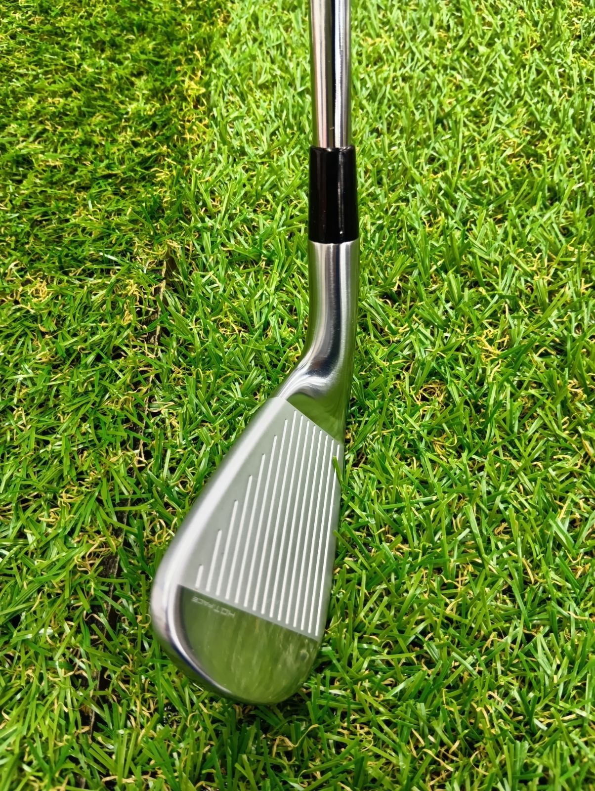 Iset ♥品 コブラ KING TEC Irons アイアン 7本セット 4 I-PW メンズ 右用 KBS $-TAPER LITE スチールシャフト装着 2025年モデル USA直輸入品 パター練習用品 アイアンセット 