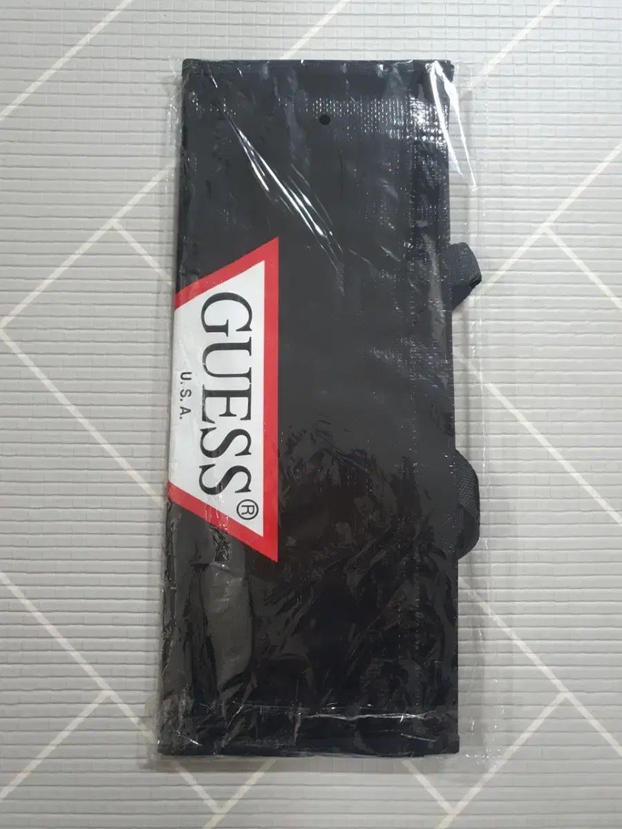 新品) GUESS ゲス タポリンバッグ 市場バッグ ストア サブバッグ