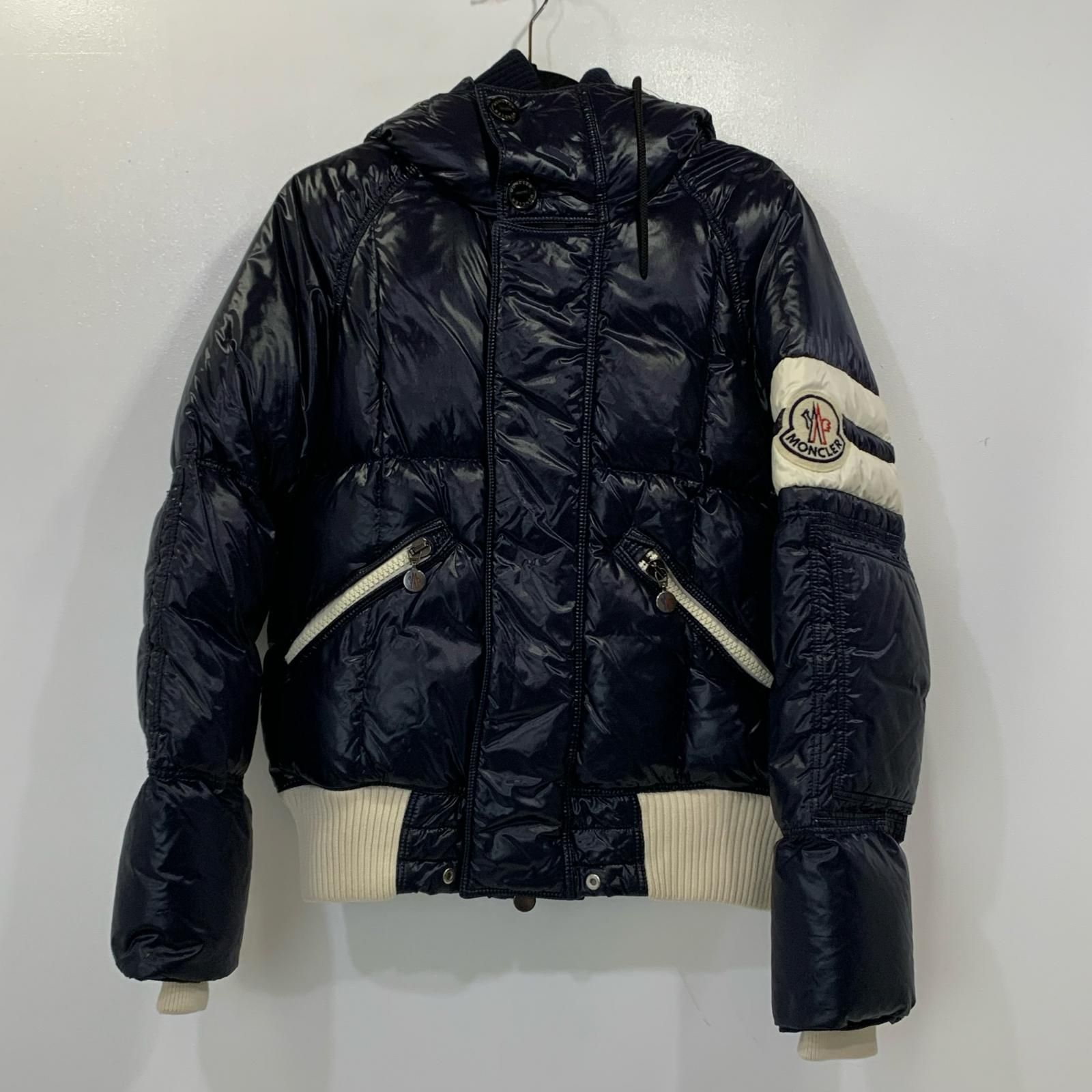 姫路東店】 中古 MONCLER | モンクレール ダウンジャケット LEON 40316 