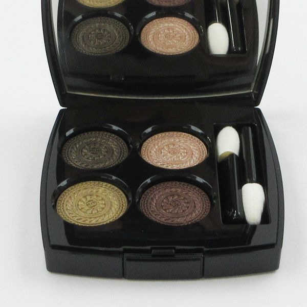 シャネル レ キャトル オンブル #342 ルミエール エ オピュロンス 未