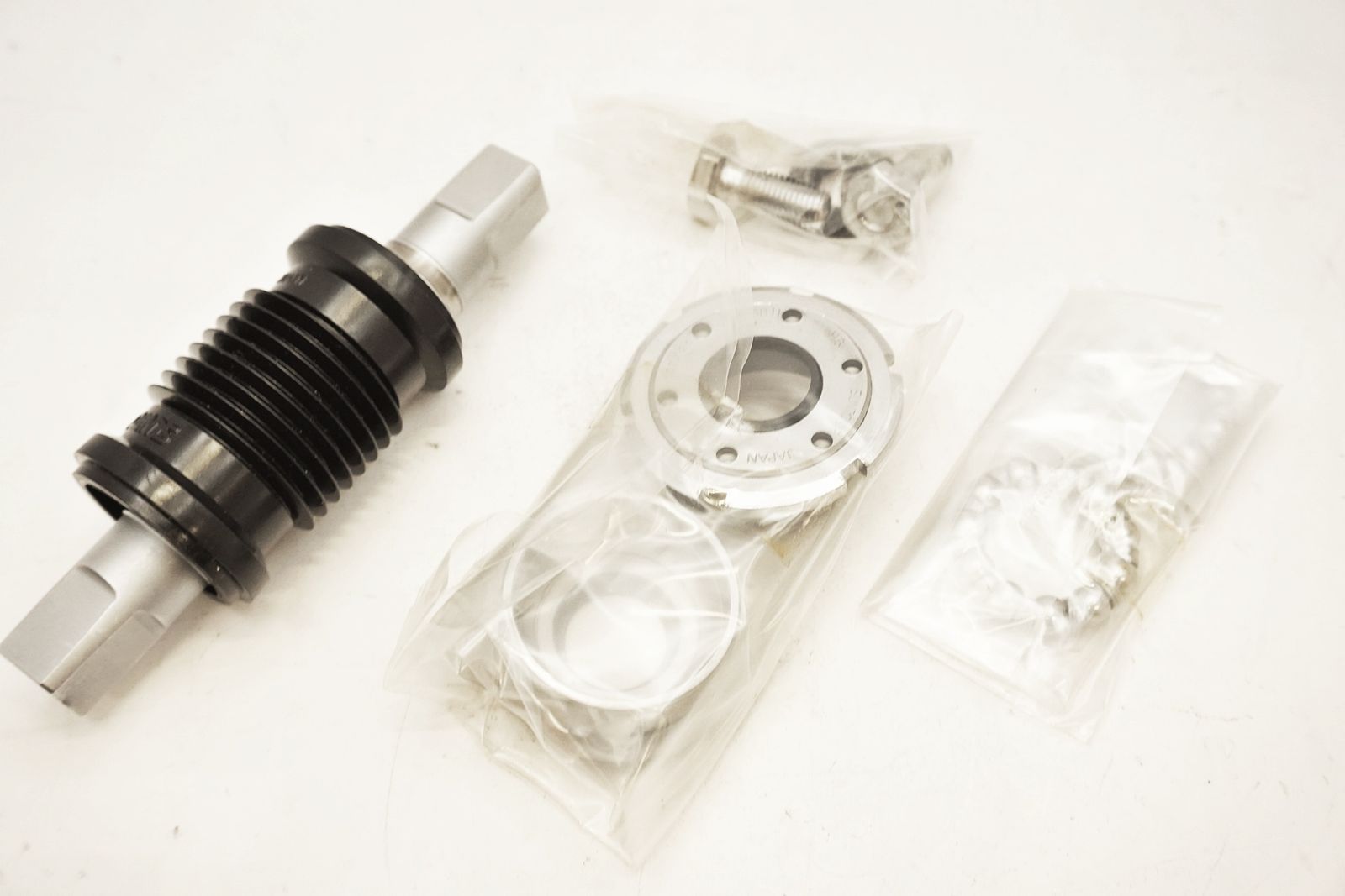 SUNTOUR サンツアー SUPERBE PRO BB SB 11 E ボトムブラケット バ