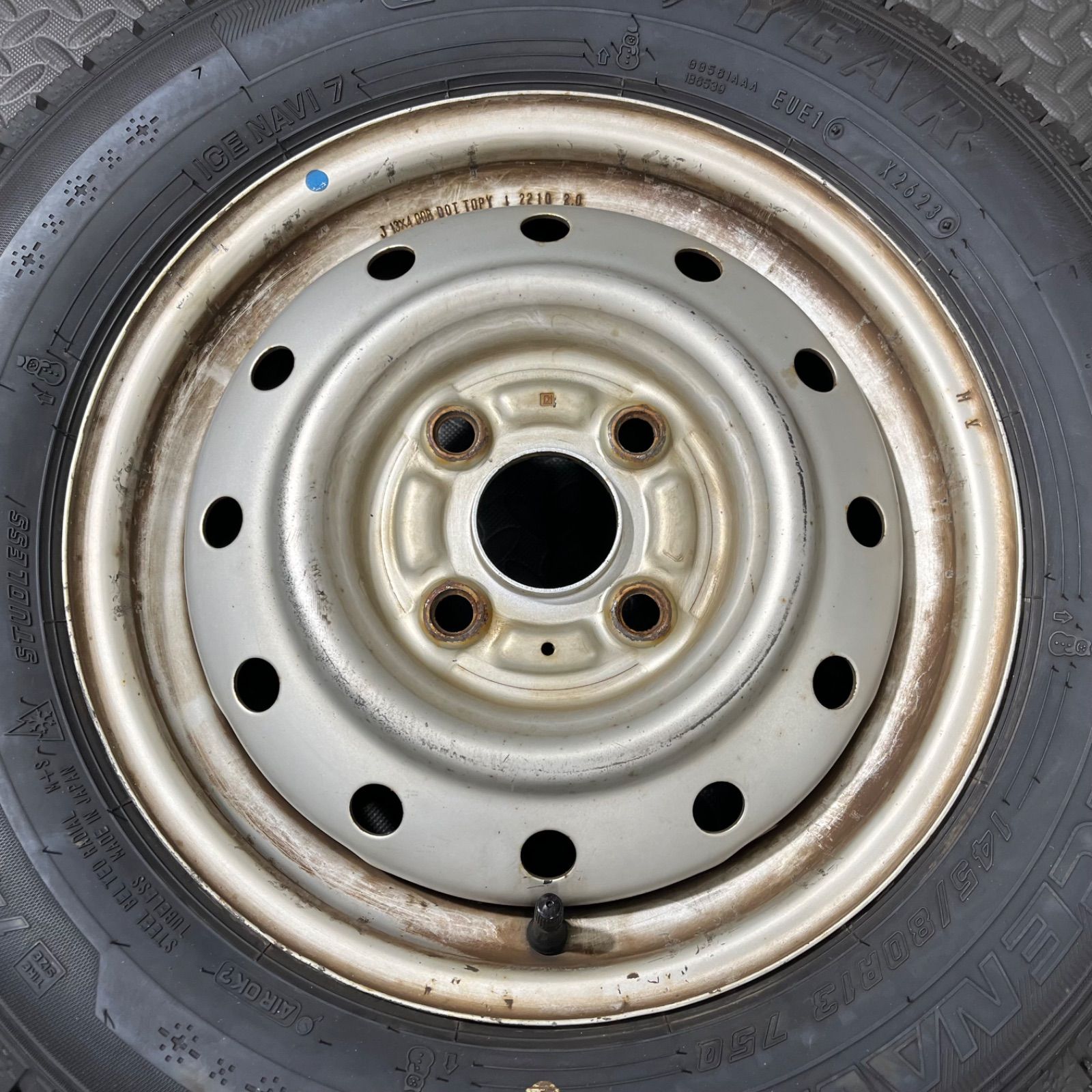 23年製 145 80 R 13 グッドイヤー アイスナビ7 スズキ アルトバン ワゴンR スペーシア スタッドレスタイヤ 1293