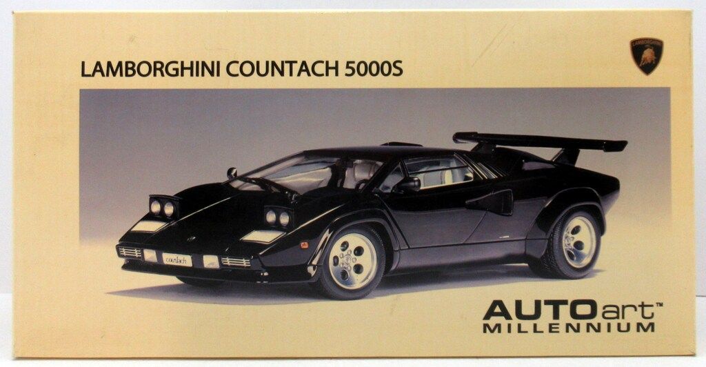 AUTOart 1 18 5000 S BLACK 74533