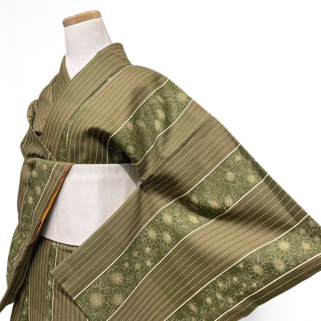 洗える着物 小紋 縦縞 花模様 鶯色 着物 122 b p ms