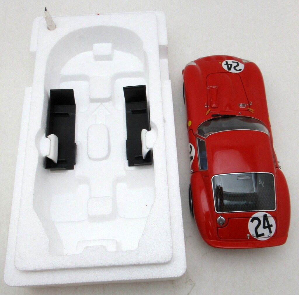 京商 1 18 Ferrari 250 GTO 1963 Le Man 24 08432 C