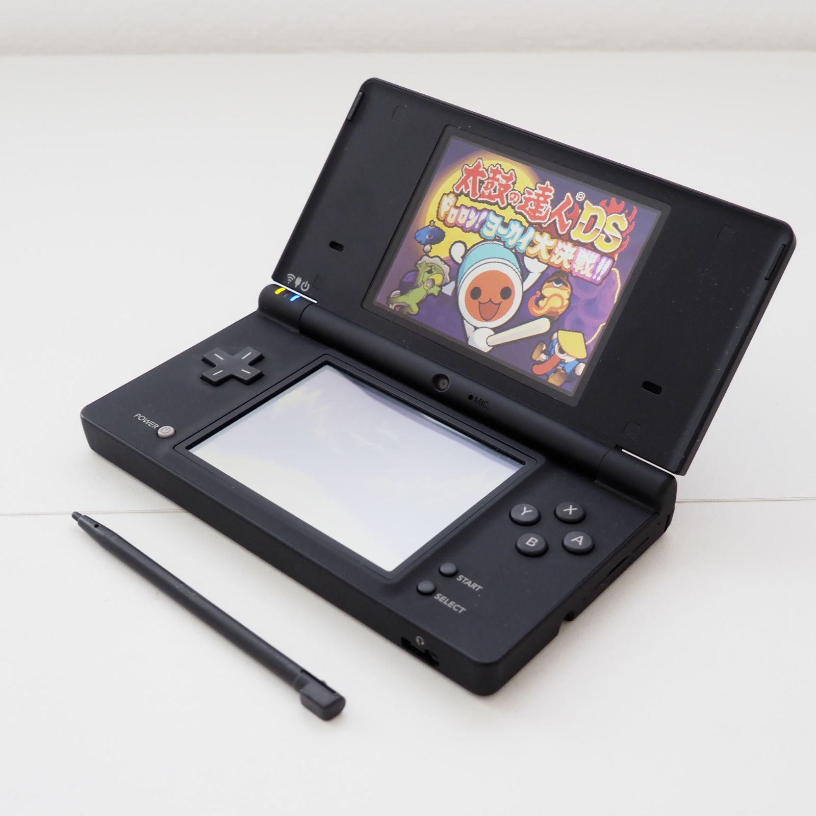 DSi 本体 ブラック 任天堂 ニンテンドー NINTENDO 箱 ACアダプター
