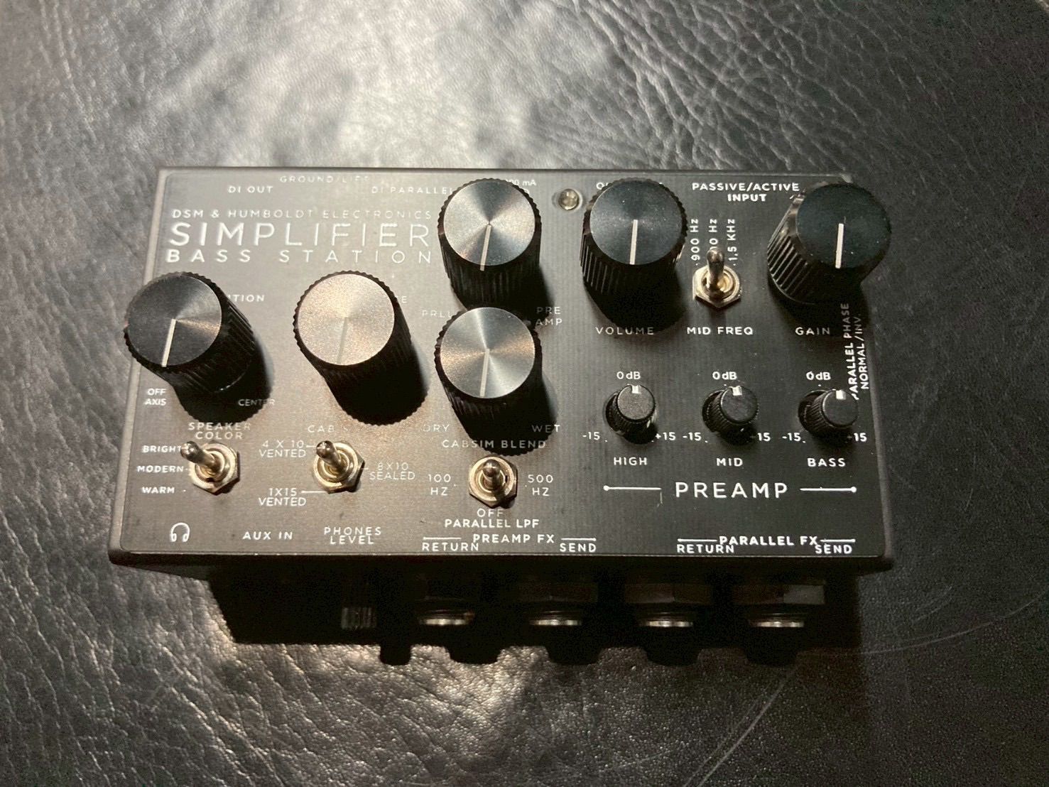 DSM Humb t SIMPLIFIER BASS STATION