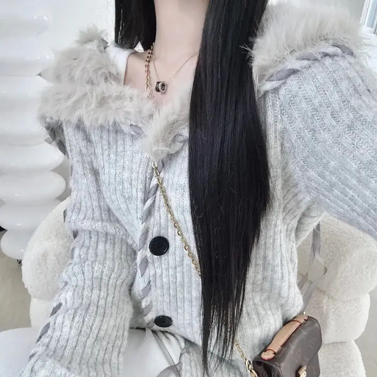 旧家蔵出 清国時代物 本物保証品 ヒスイ翡翠 雲龍呑火輪 翡翠本物保証