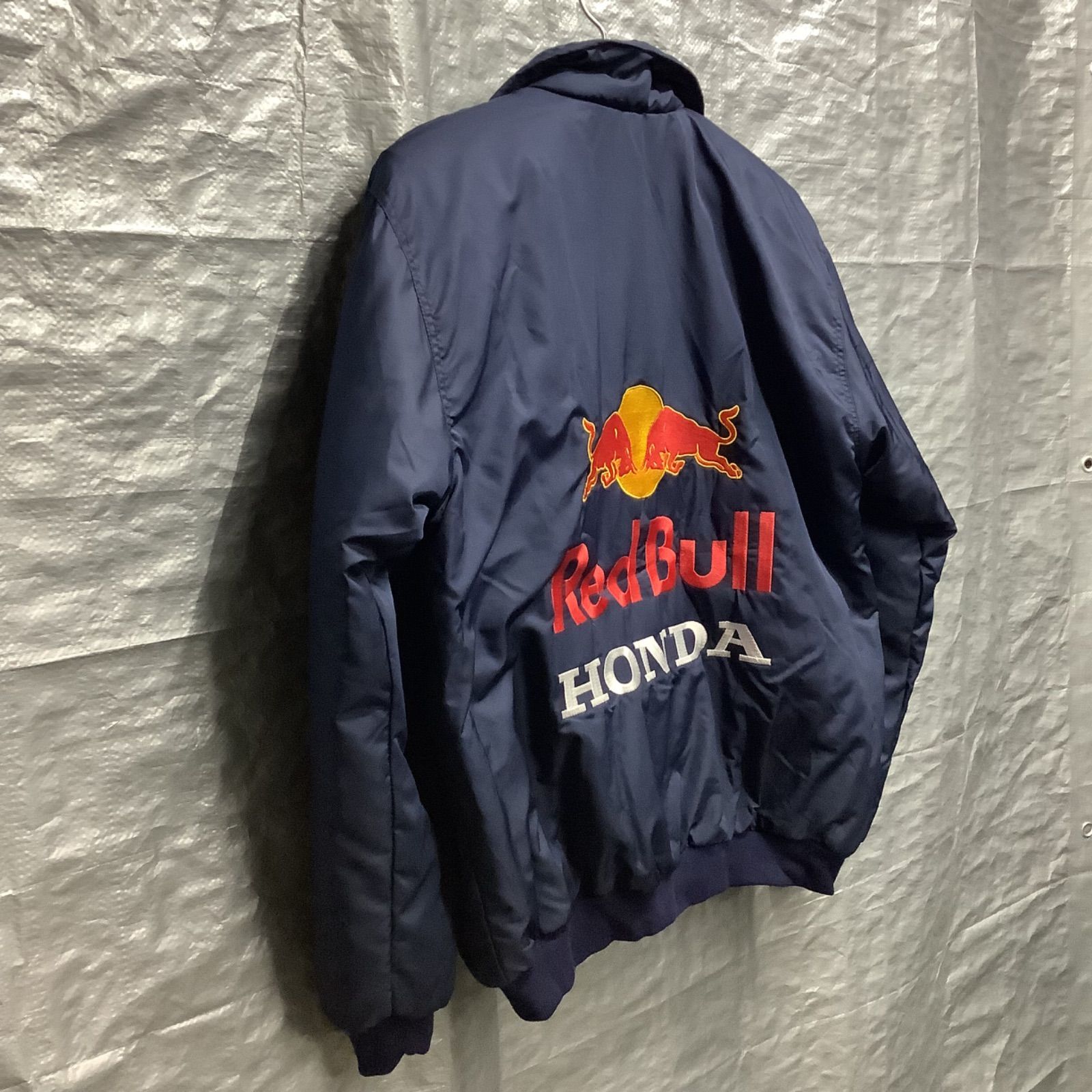 ジャケット レッドブル M.L.XL.XXLサイズ Red Bull ブルゾン ナイロン