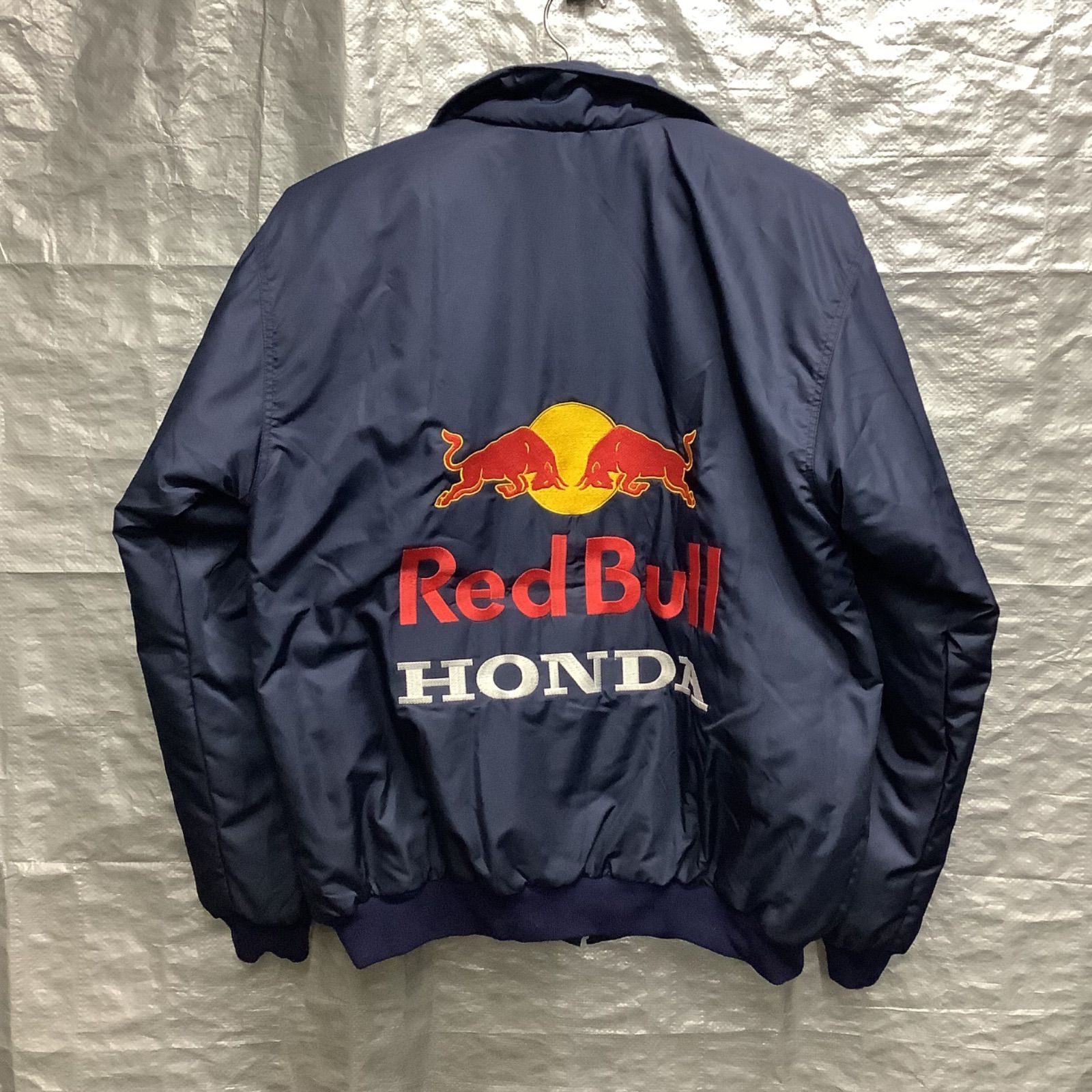ジャケット レッドブル M.L.XL.XXLサイズ Red Bull ブルゾン ナイロン
