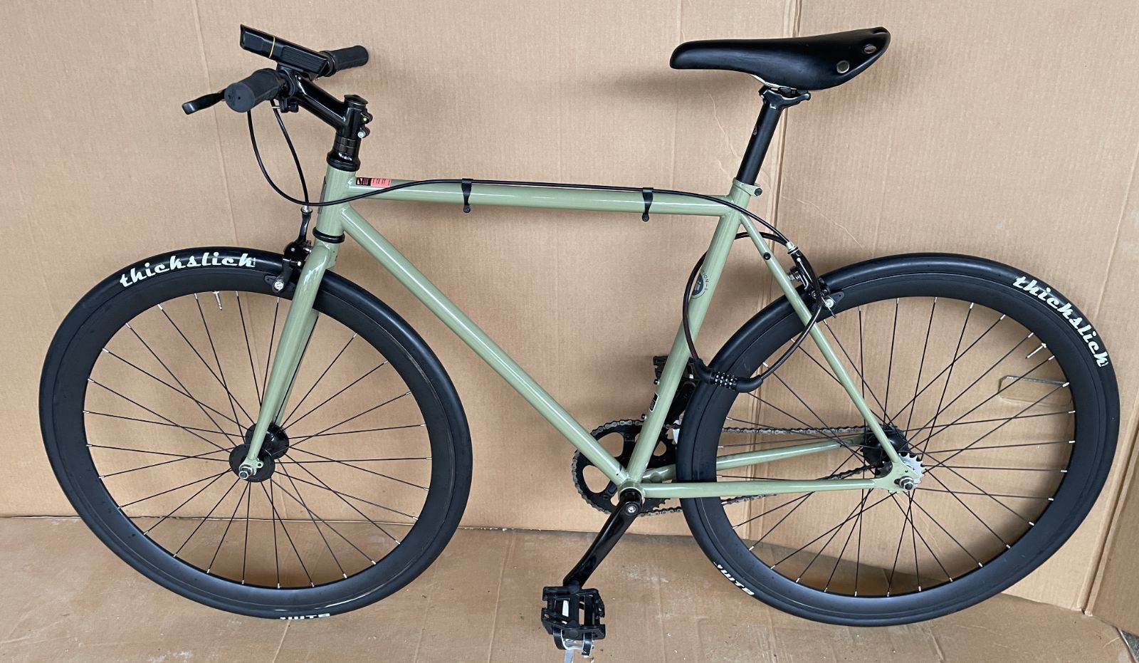 送料無料（一部地域除く） Fuji DECLARATION ピストバイク 52 シングル