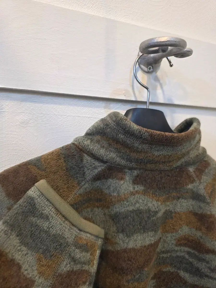  パタゴニア クォーター ジッパー ベータ セーター カモ フリース ジップアップ その他 アウター