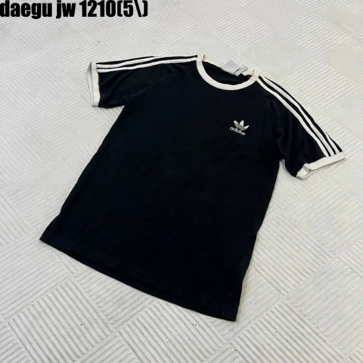 新品タグ付き エトロ特有の上質ペイズリー柄。肌触り抜群のイタリア製