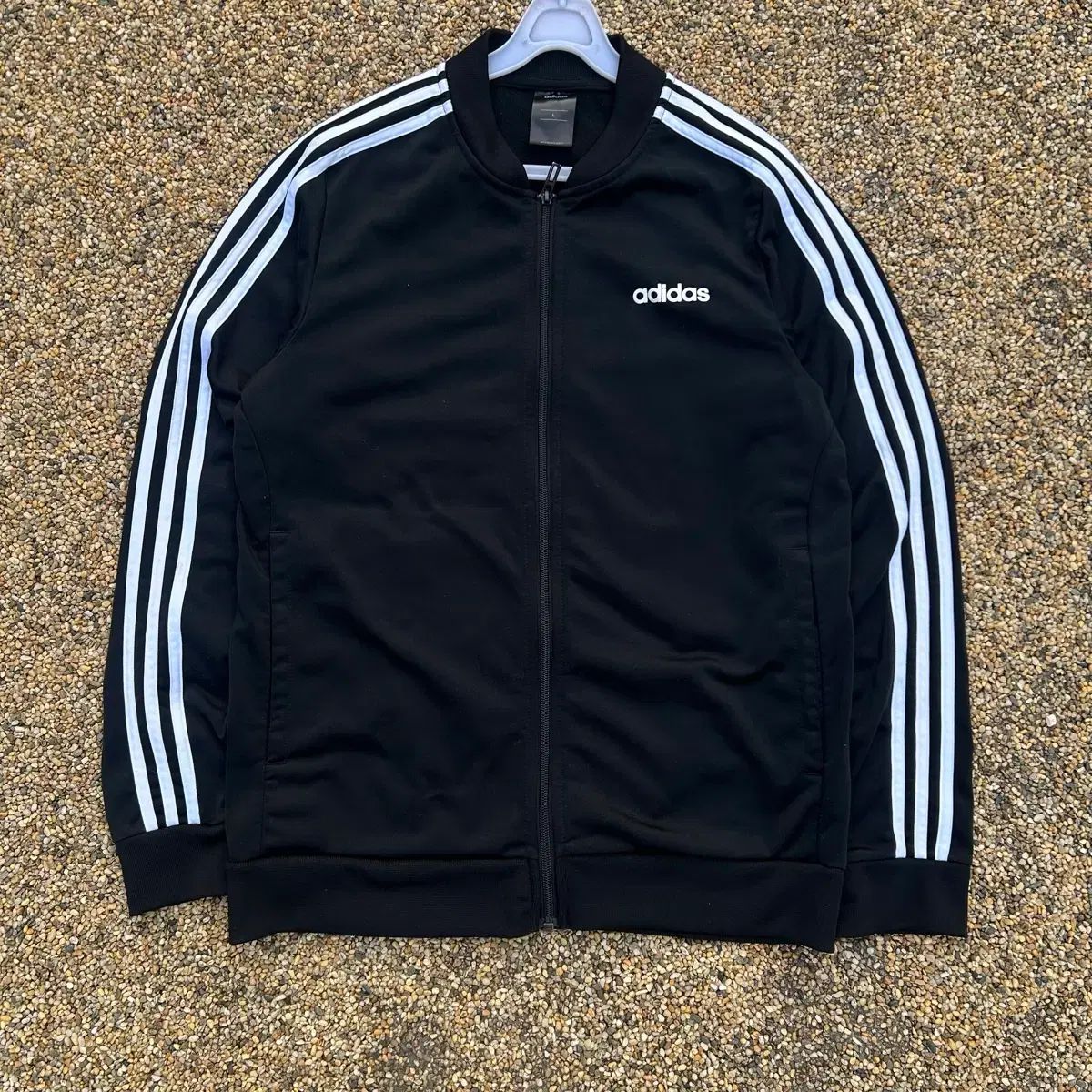 adidas 【美品】adidas ブラックジャージ 3本ライン ジャージ上下