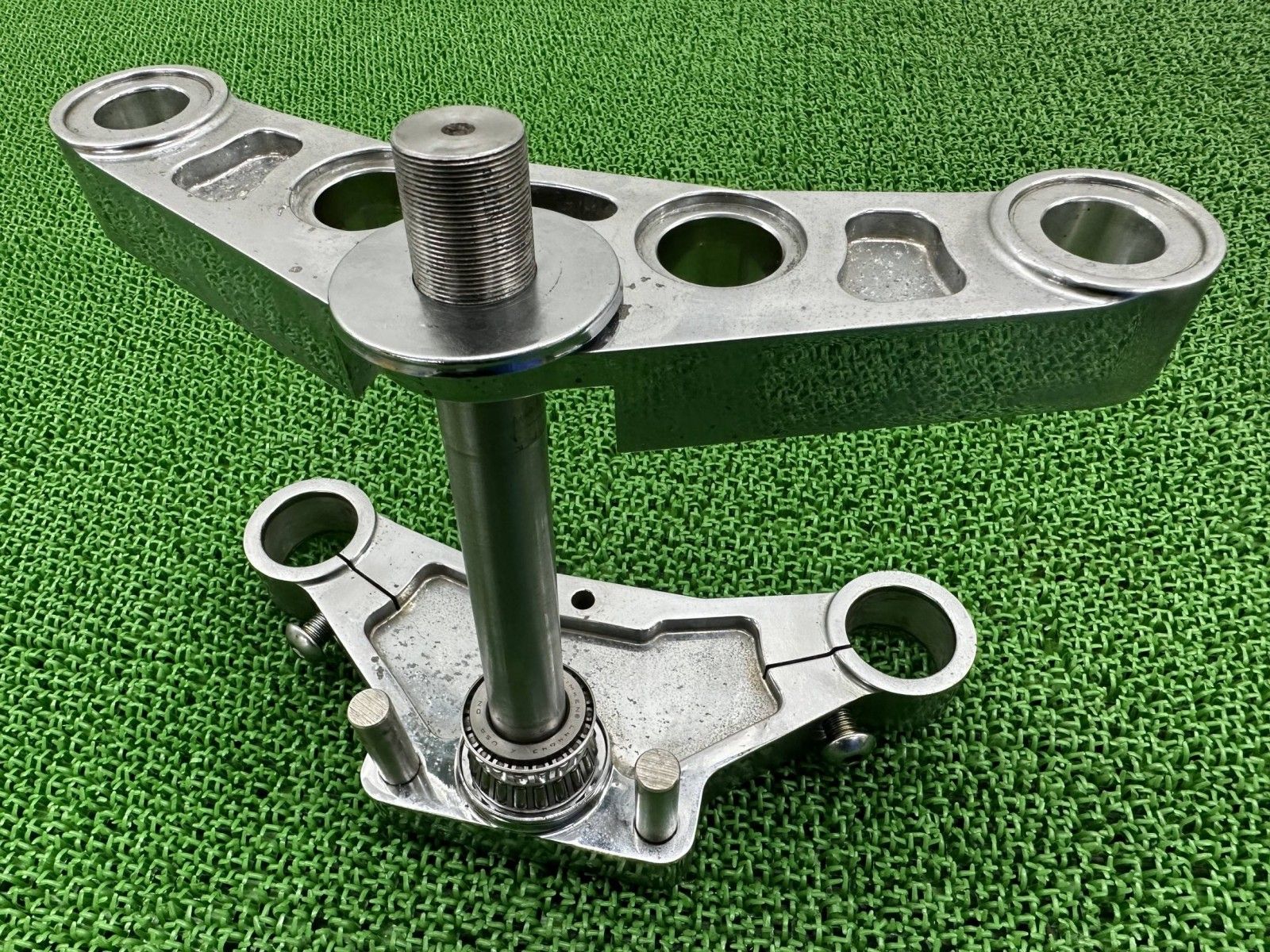 FXDWG ステアリングステム 社外 バイク 部品 ハーレー ダイナ ワイドグライド φ41㎜ TC 88 トリプルツリー kT