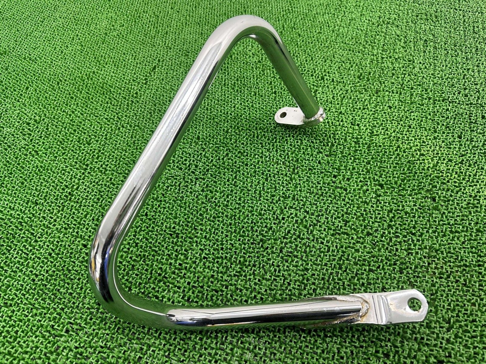 ソフテイル サドルバッグガード 右 ハーレー バイク 部品 エボ リアバンパー リアエンジンガード FLSTC FLSTF Ne