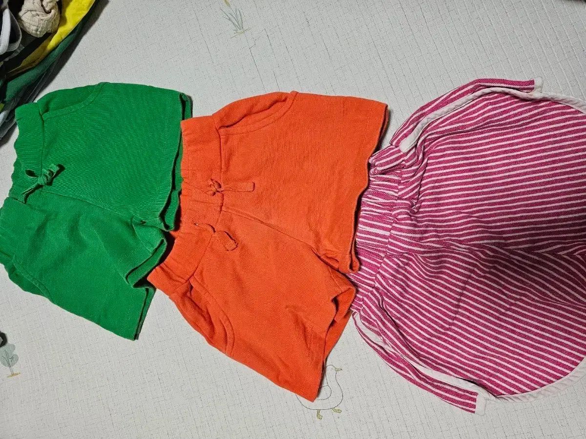 キッズ半ズボン