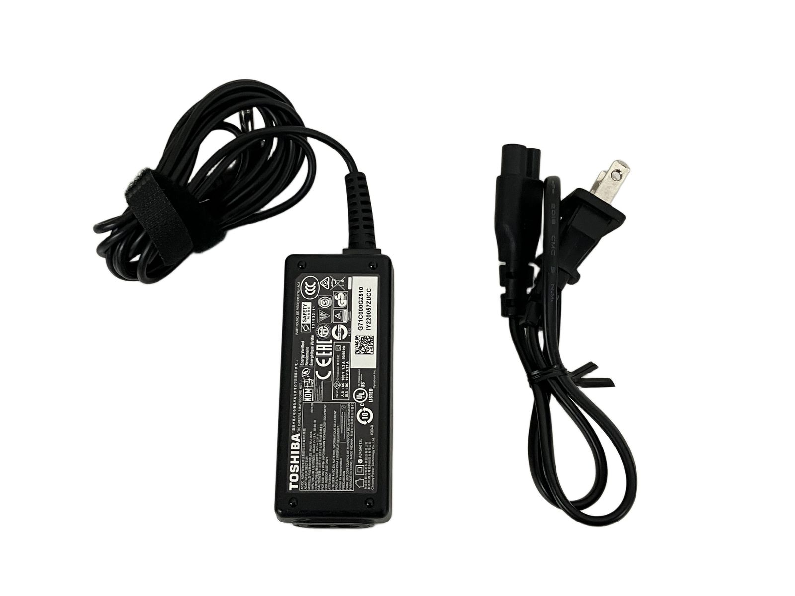 ノートPC TOSHIBA dynabook R73/H PR73MEA4447AD21 ノートPC Core i5